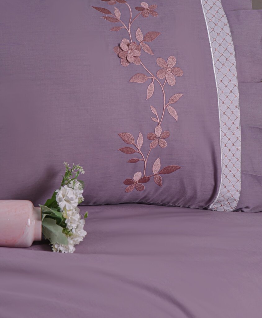 أفضل تشكيلات مفروشات غرف النوم 2025