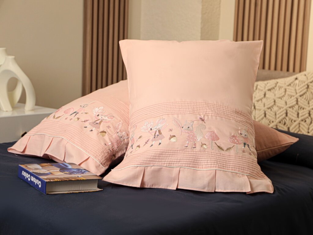 أحدث موديلات مفارش السرير 2025 للعرايس