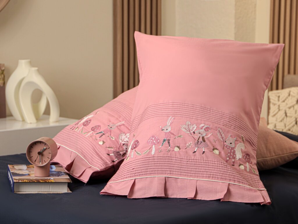 مفروشات غرف النوم