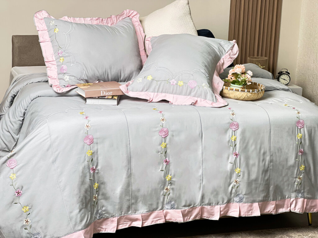 مصانع مفروشات في المحلة الكبرى